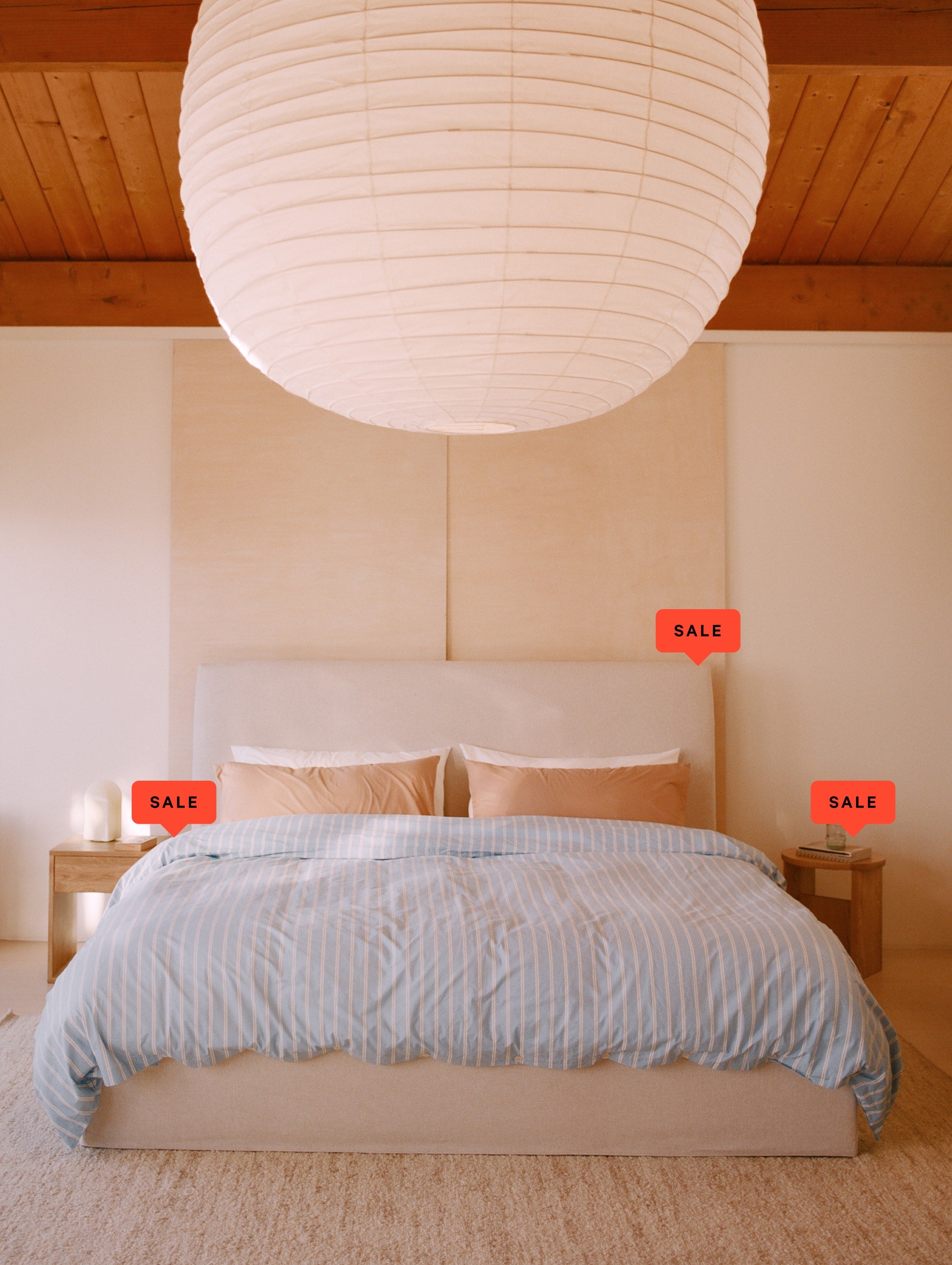 Wave Storage Bed, King, Latte