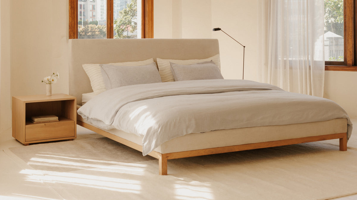 Harbour Bed, King, Walnut