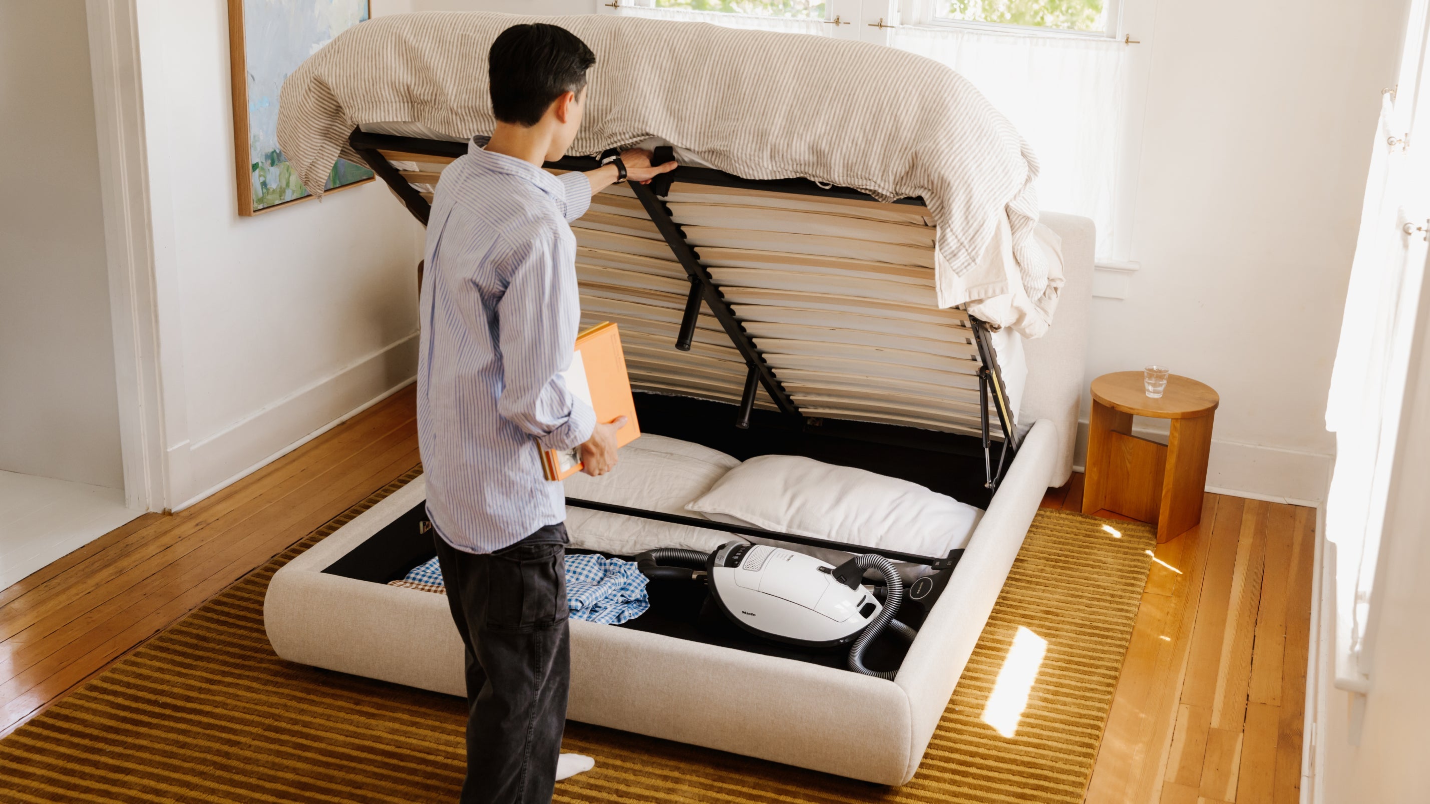 Dream Storage Bed, Queen, Latte