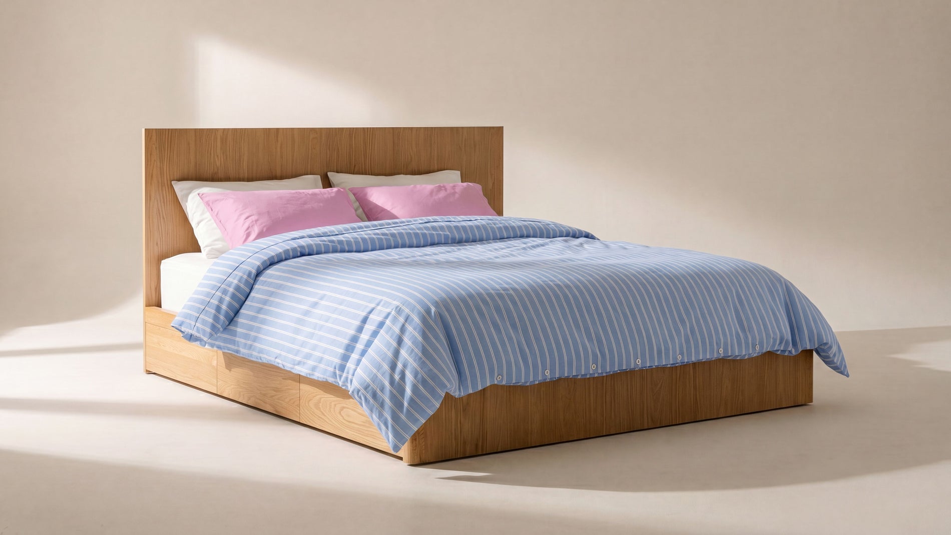 Form Storage Bed, Queen, White Oak_image