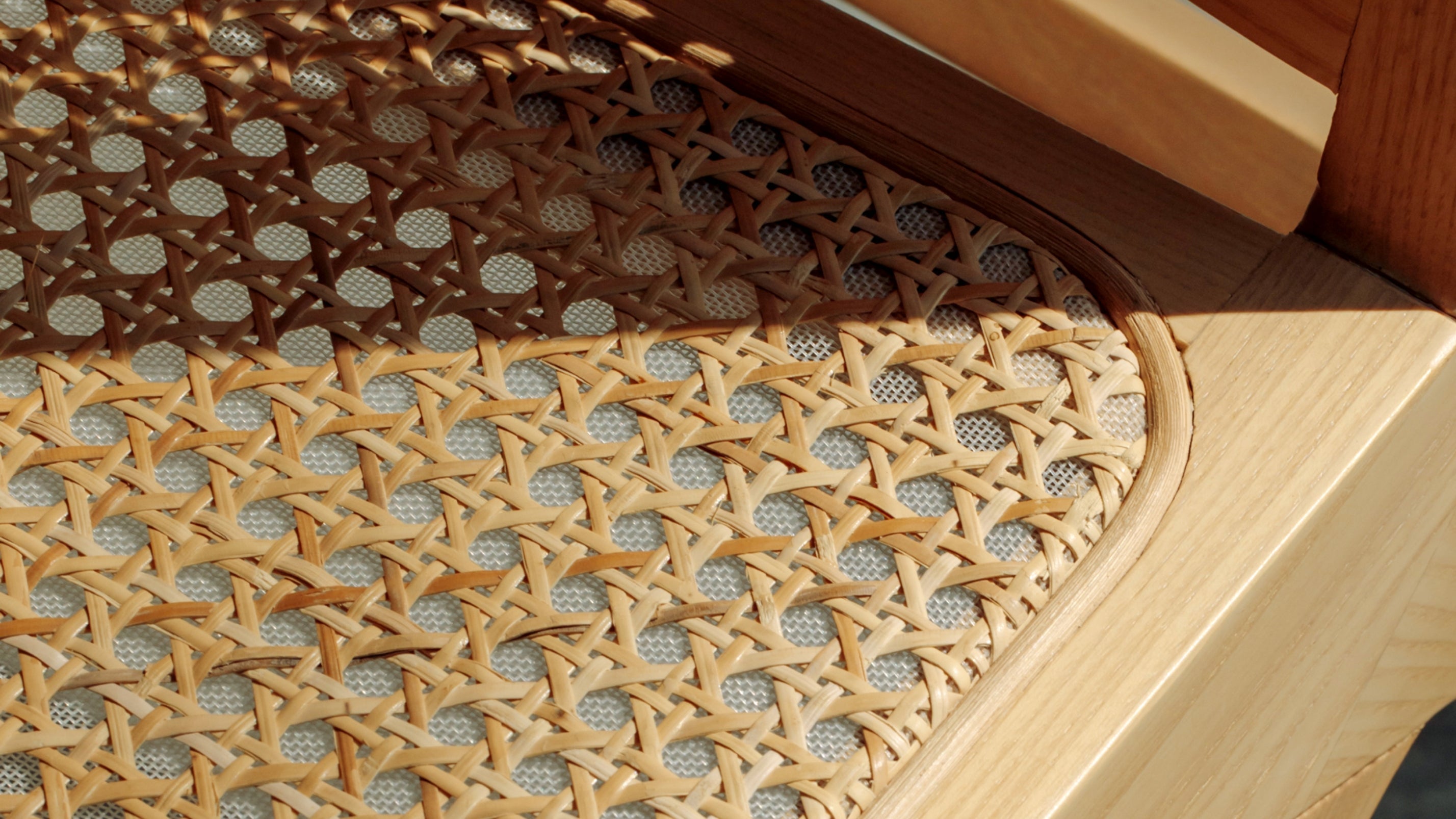 Endless Summer Lounge Chair, Natural Cane/Ash