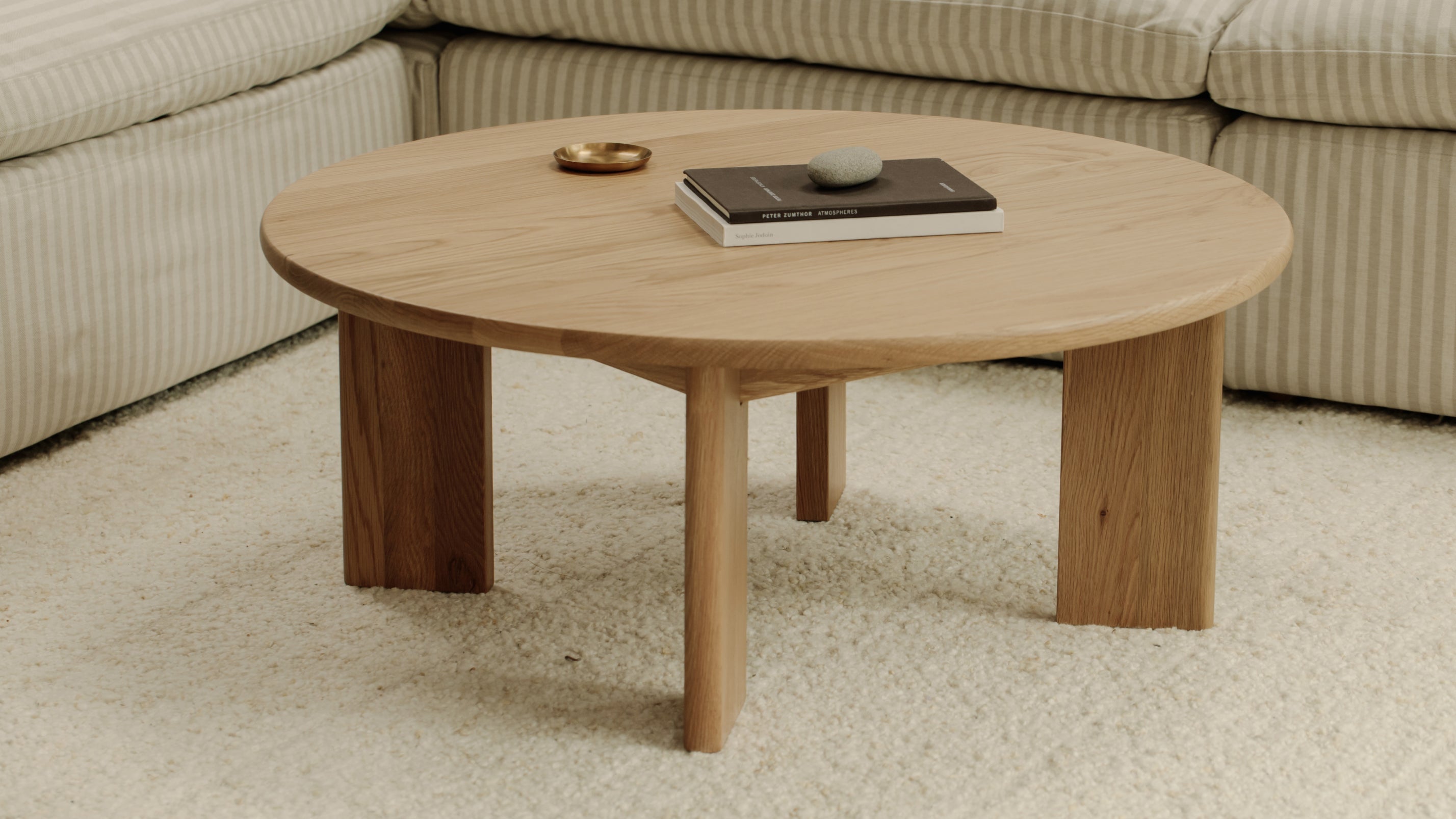 Frame Round Coffee Table, Regular, American Walnut