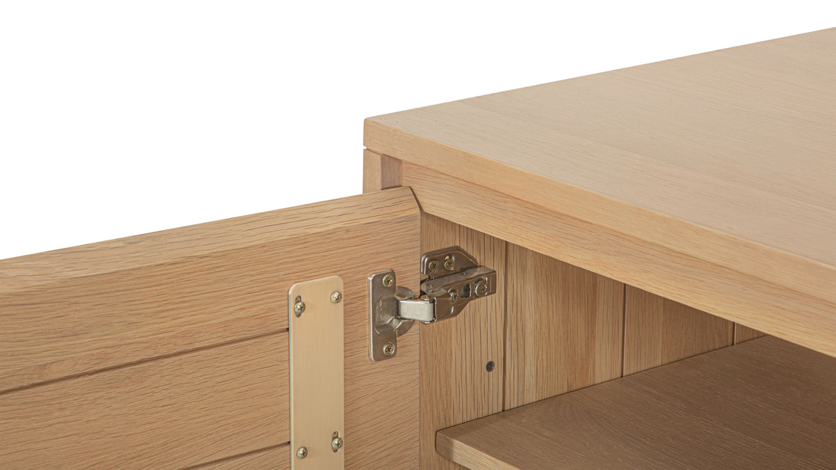 Everyday Media Unit, Pale Oak