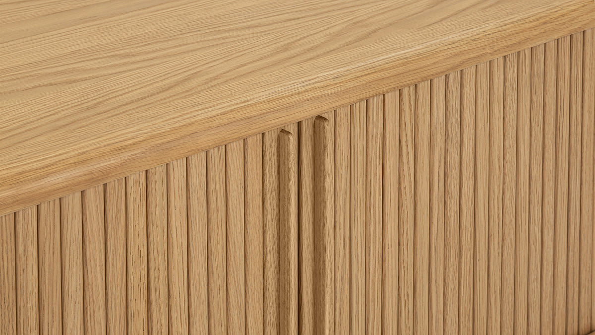 Main Stage Media Unit, White Oak