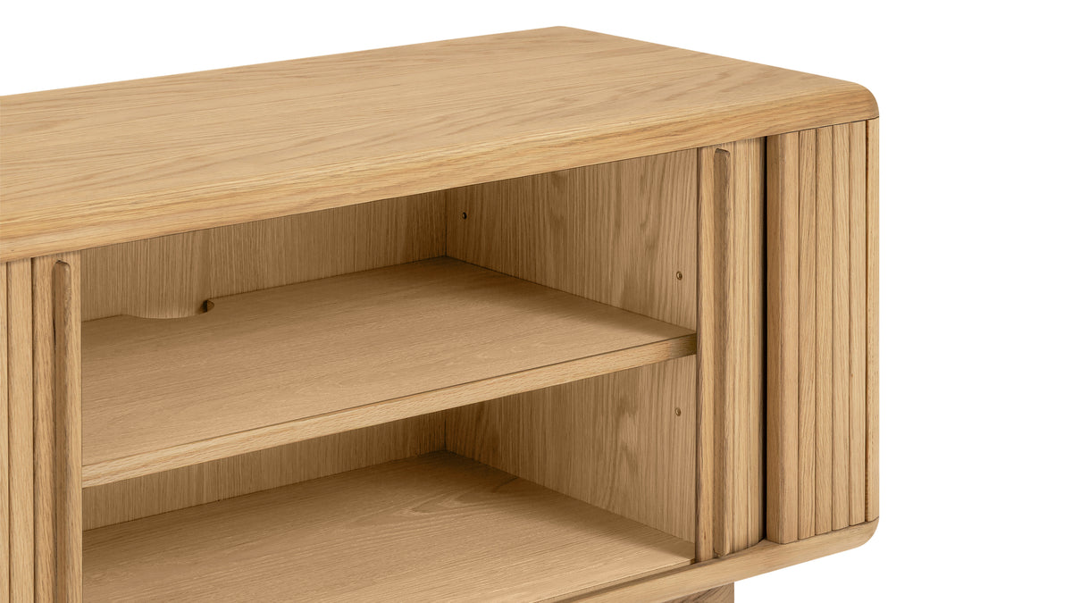 Main Stage Media Unit, White Oak