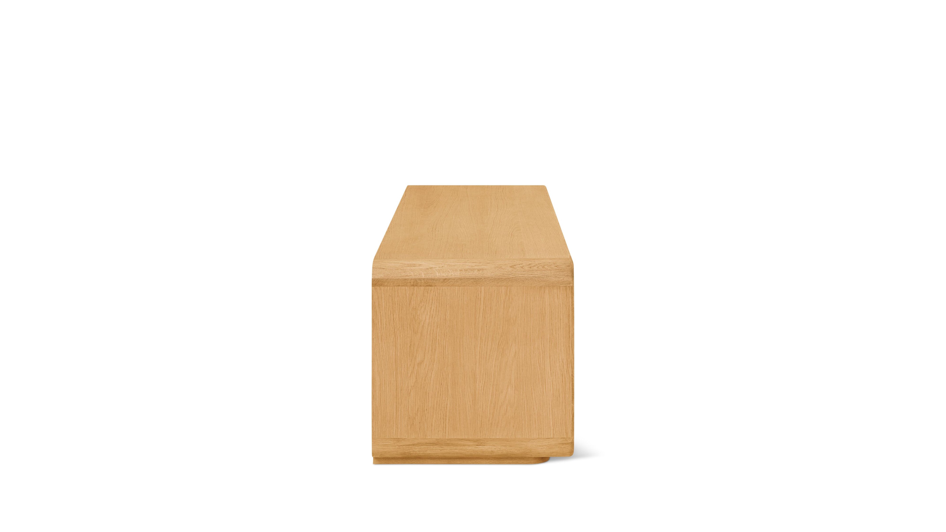 Call Me Media Unit, Oak