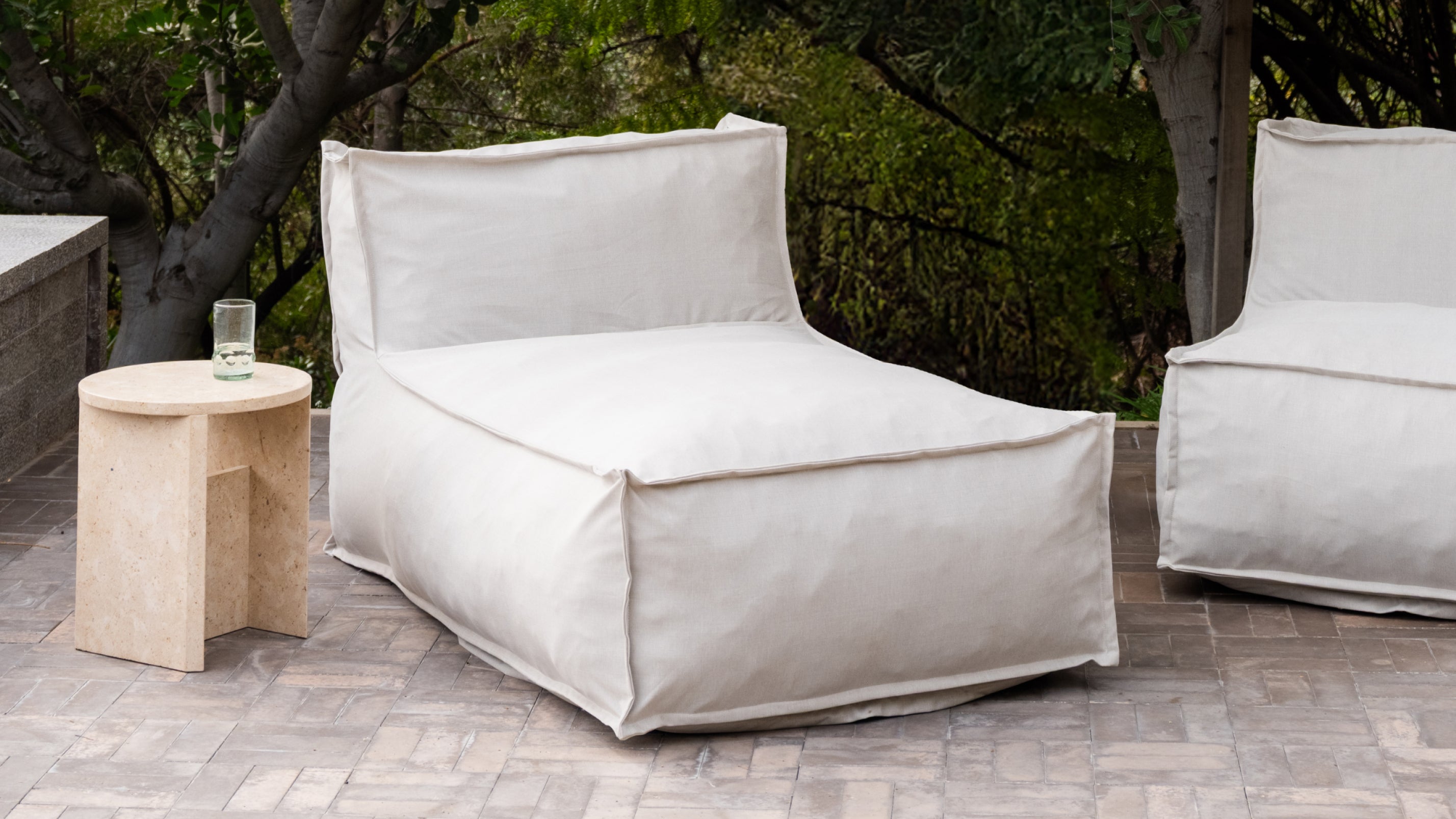 Make Waves Outdoor Chaise, Gull
