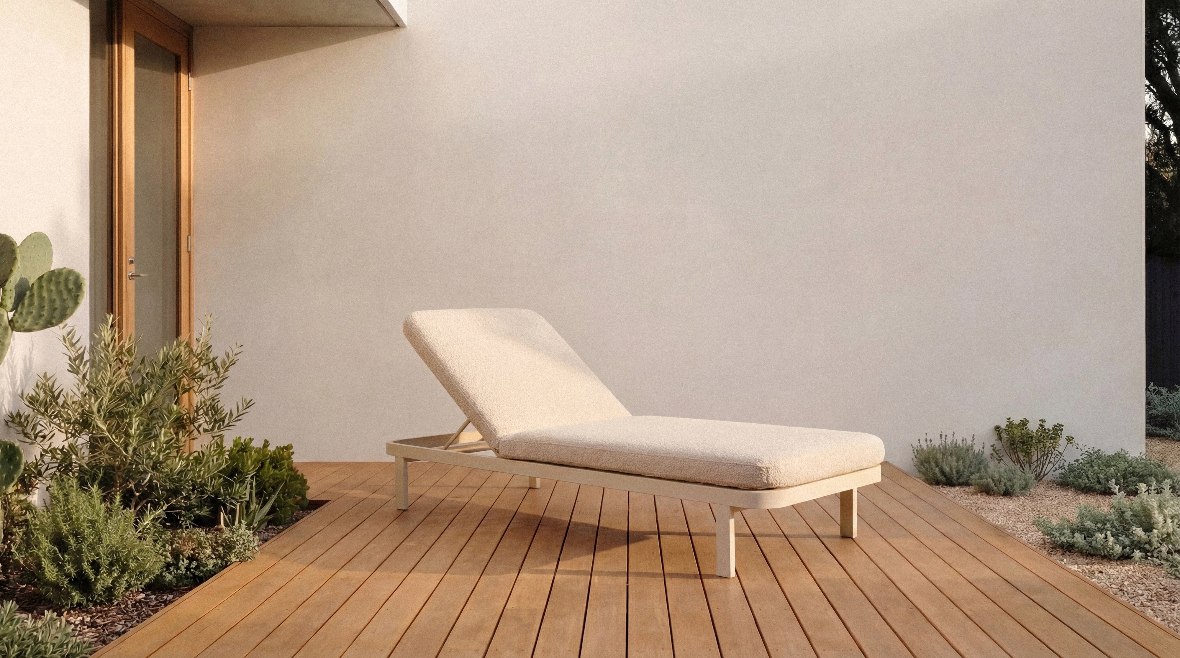 Paradise Outdoor Lounger, Macadamia