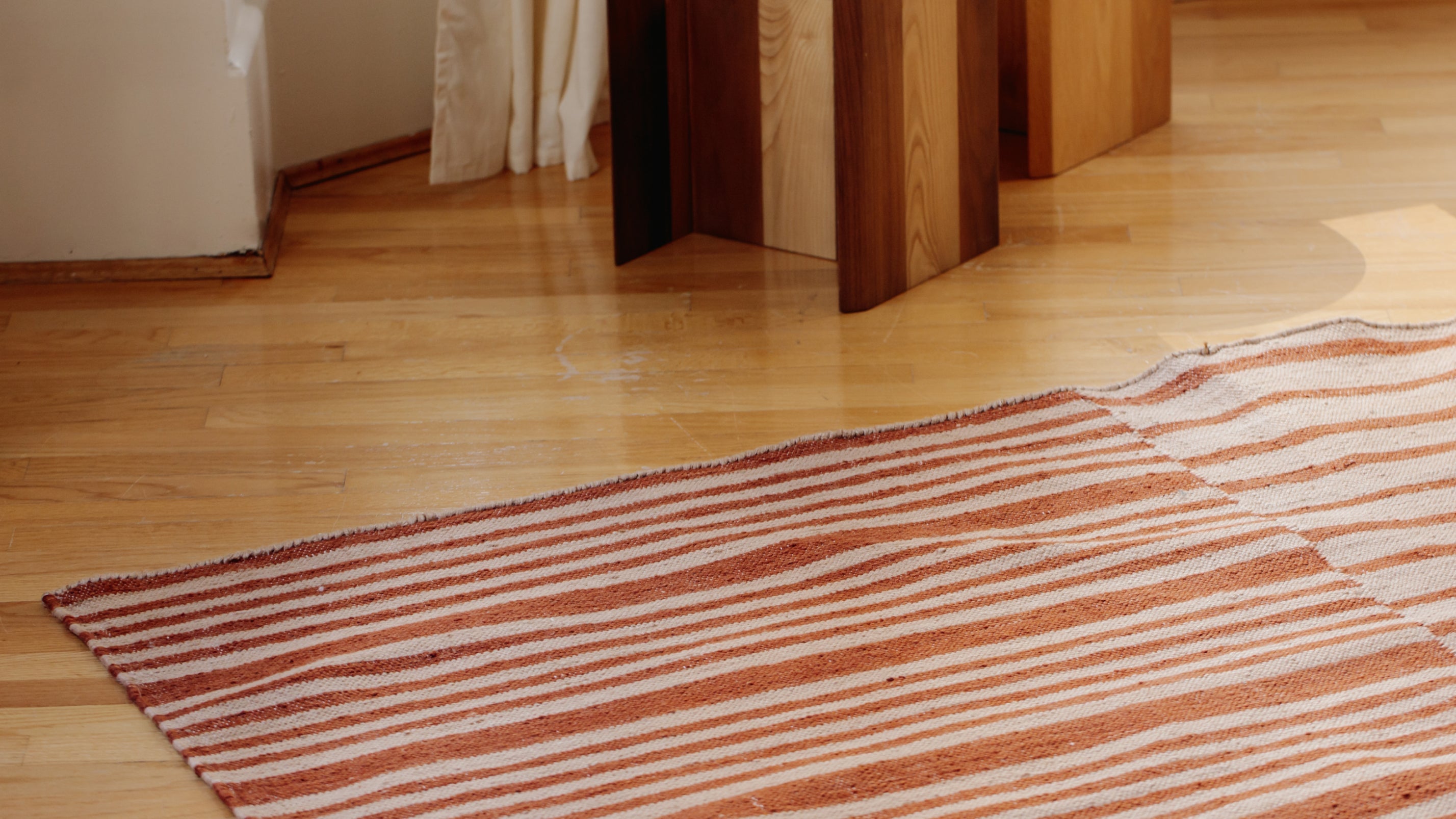 Seawall Rug, 8x10, Monarch