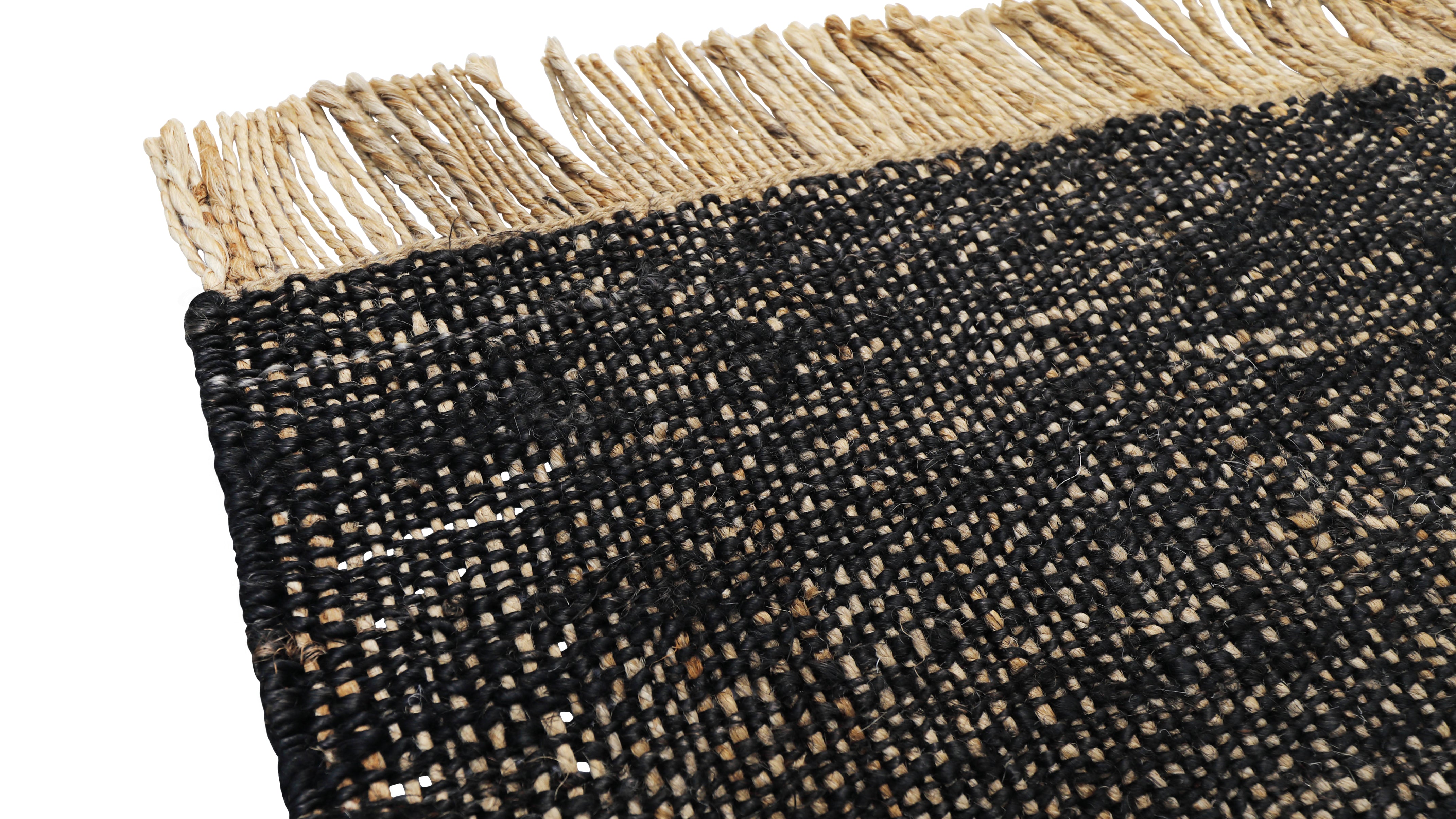 Savary Rug - Thumbnail 4