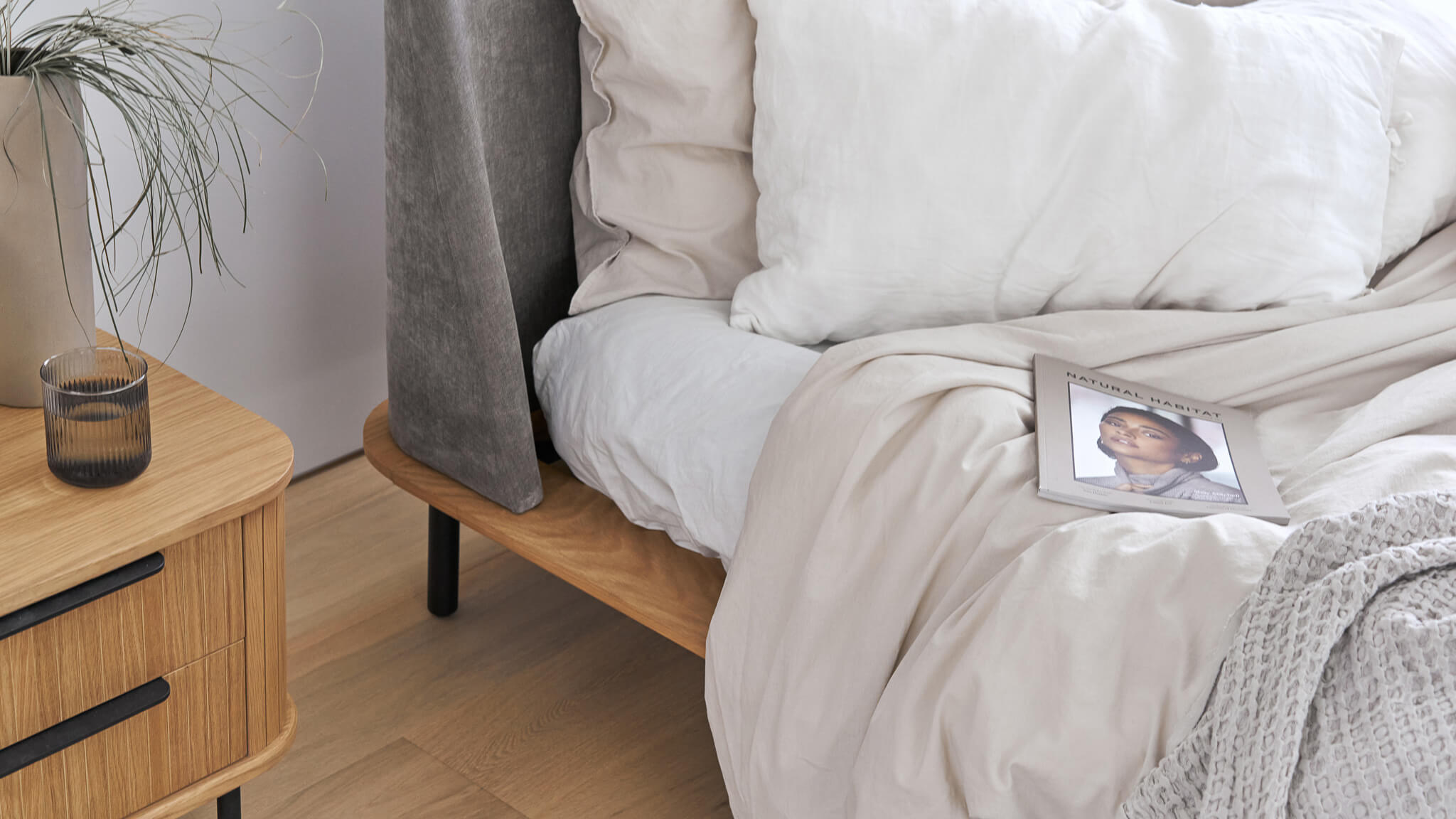 Easy Edge Bed, Queen, White Oak - Sundays CompanyBED - SH - 002 - 024 - 0